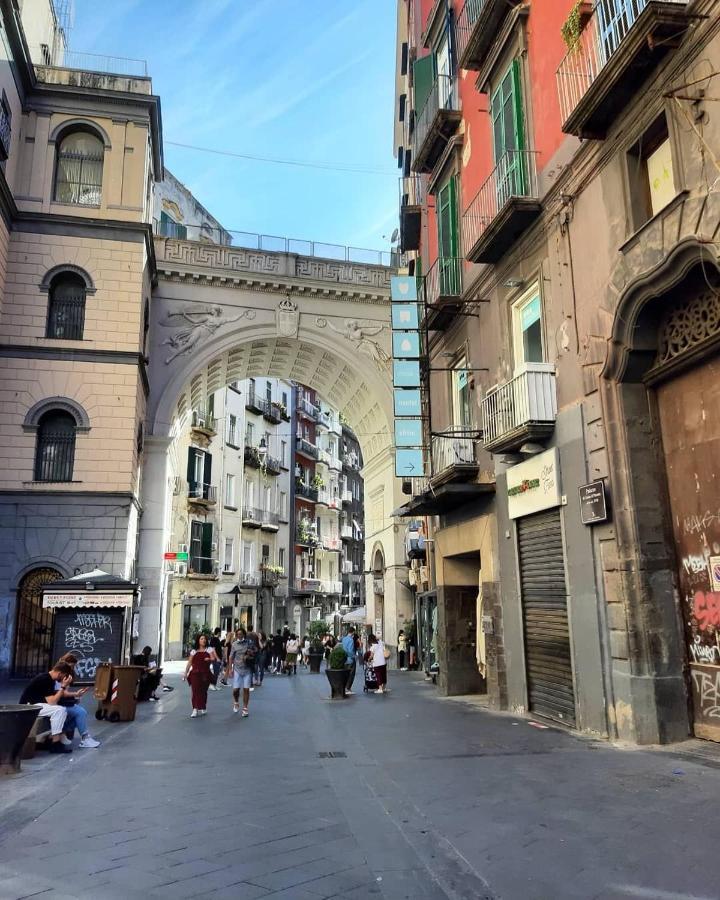 Luisa'S Apartment Naples Exterior photo